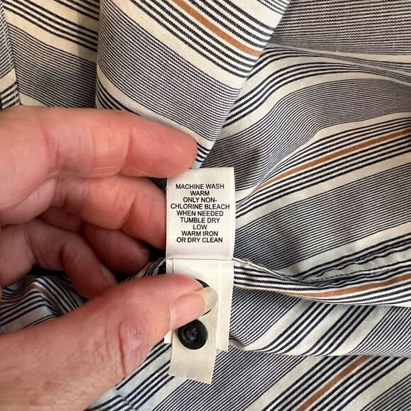 Banana Republic SzM 15-151/2 Blue and Orange Stripped Dress Shirt - Picture 11 of 12